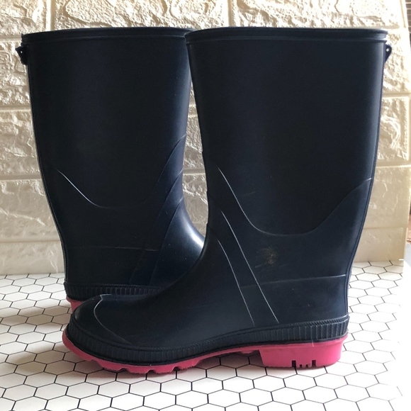 Kamik Blue and Pink Rain Boots Galoshes 5 - Picture 5 of 8